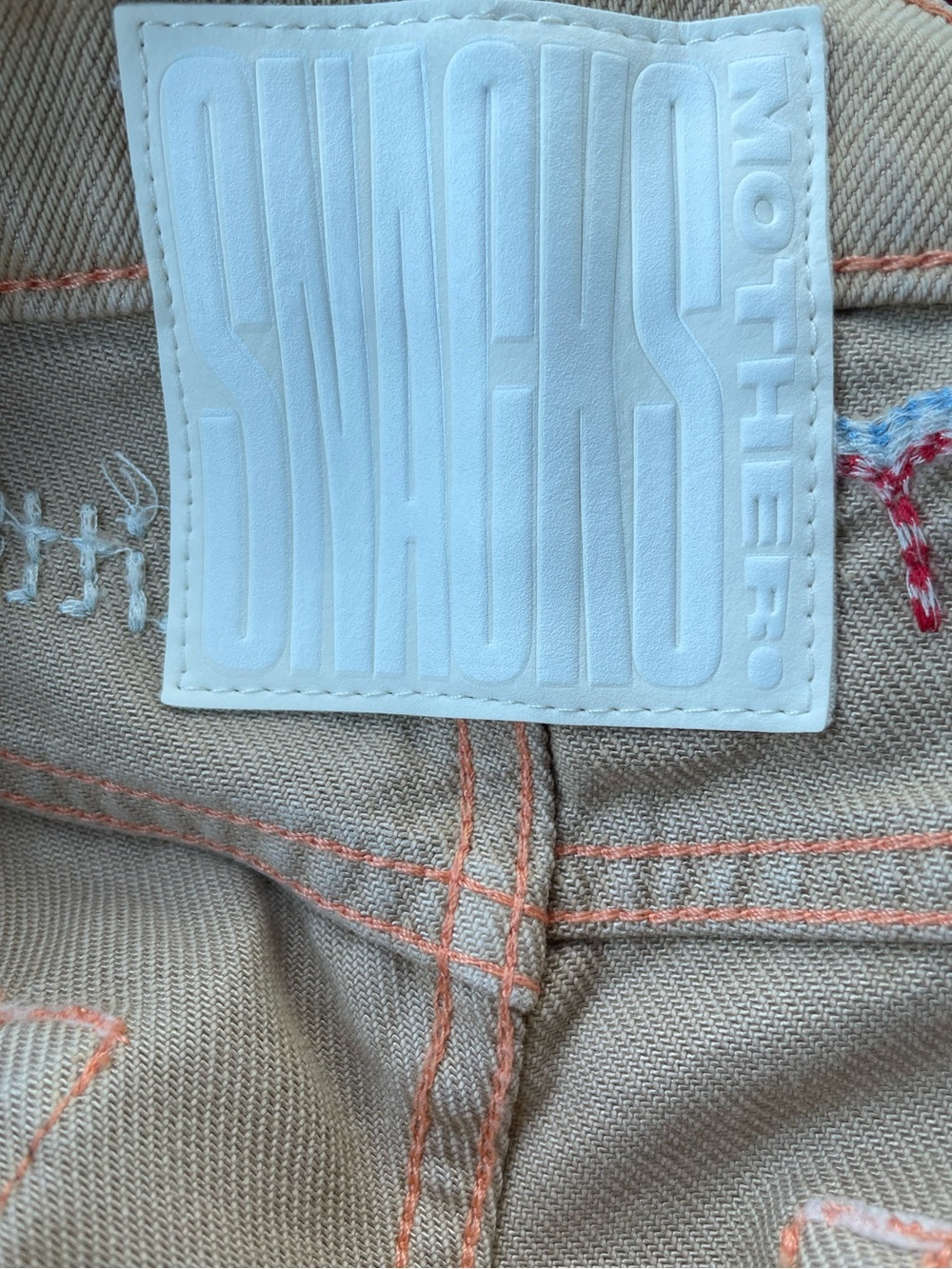 MOTHER SNACKS “DOUBLE DIP NERDY”MID RISE
WASH: KHAKI
*SIZE 28 *NWOT $378.00 - Picture 16 of 16
